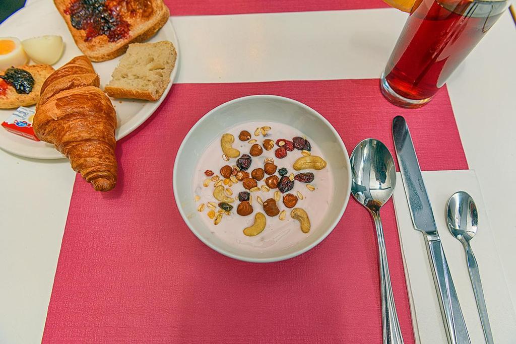 Hotel Des Alpes Bulle Center Εξωτερικό φωτογραφία